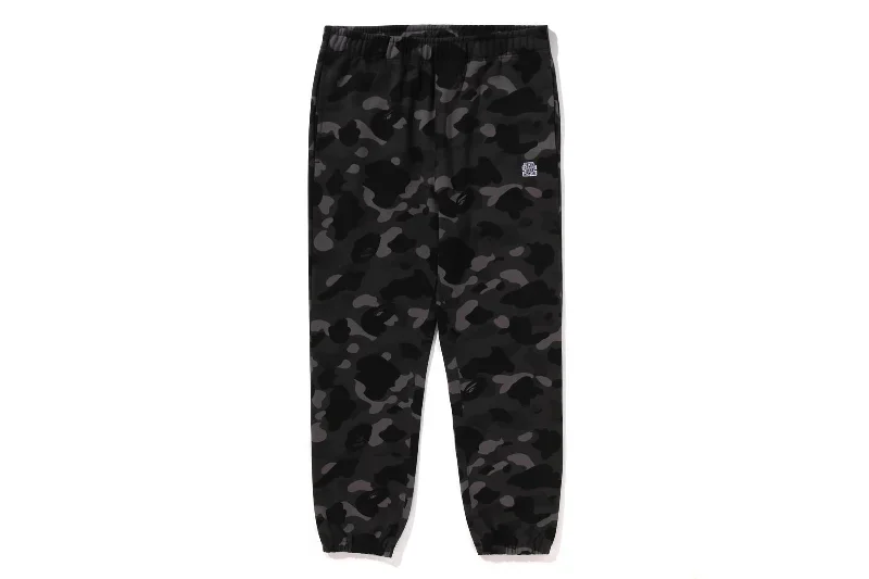 【 BAPE X BLACK EYE PATCH 】COLOR CAMO SWEAT PANTS