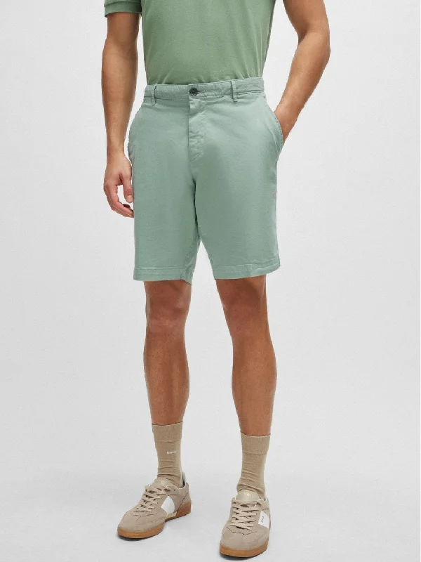 SLIM-FIT STRETCH-COTTON SHORTS Grønn