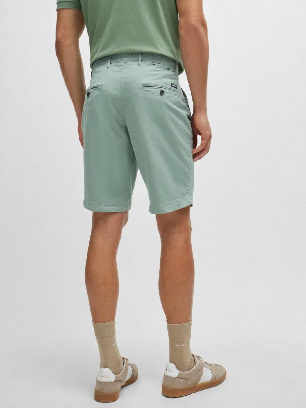 9471769-slim-fit-stretch-cotton-shorts-gronn