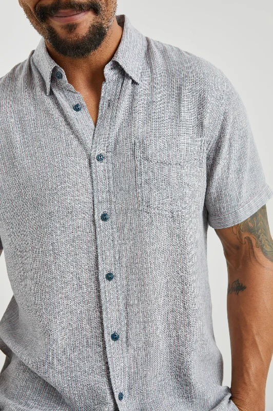 CARSON SHIRT - CHAMBRAY RED STRIPE