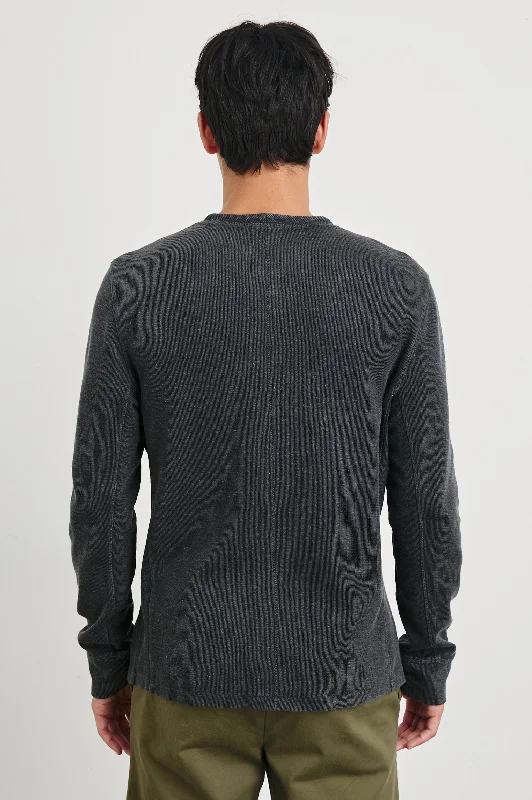 SOTO HENLEY - WASHED BLACK