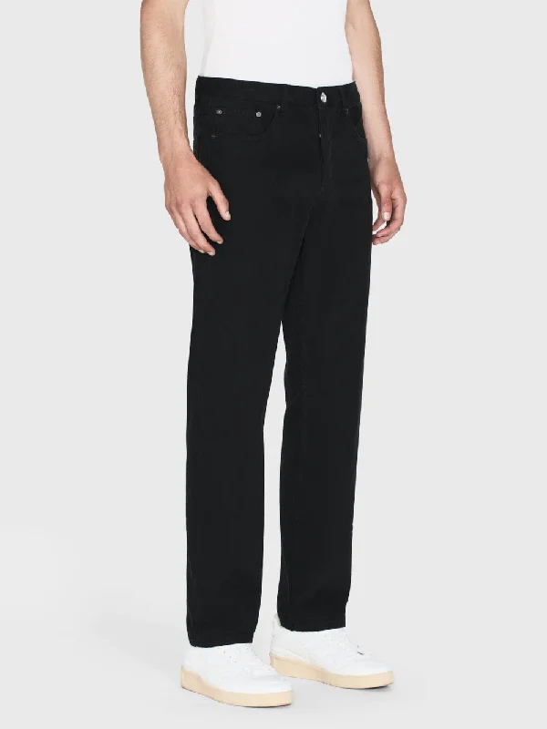 The Straight Jean -- Black