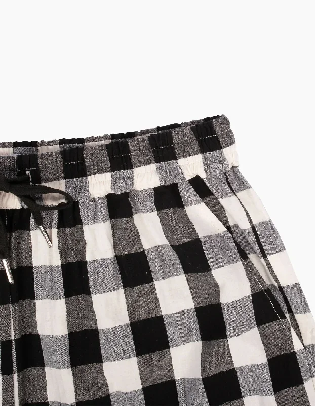 billie-black-white-checked-short