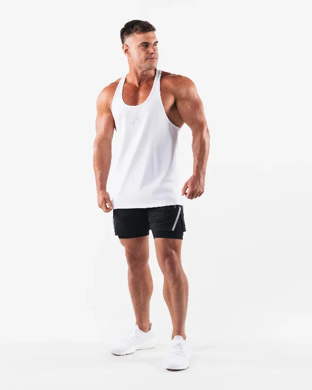 mens-wolf-head-outlined-stringer-white-still-water