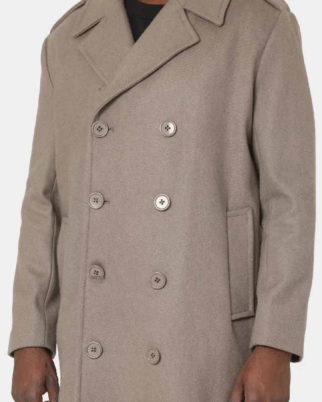 saint-morta-barons-coat-brown